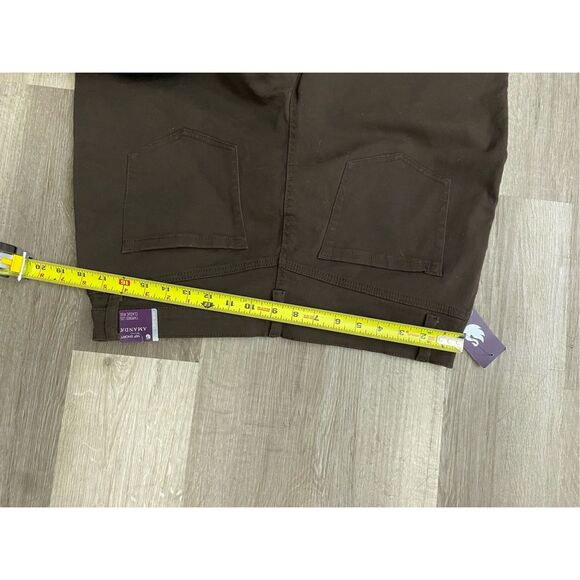 Gloria Vanderbilt NWT 'Amanda' Classic Brown Jeans Size 16S, MSRP $40 - Picture 7 of 7